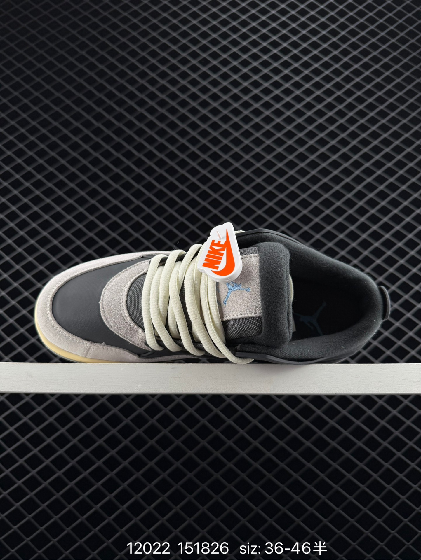 Nike Air Jordan 4 Retro